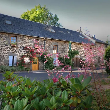 Gite La Voie Romaine Ceyssat Exterior foto